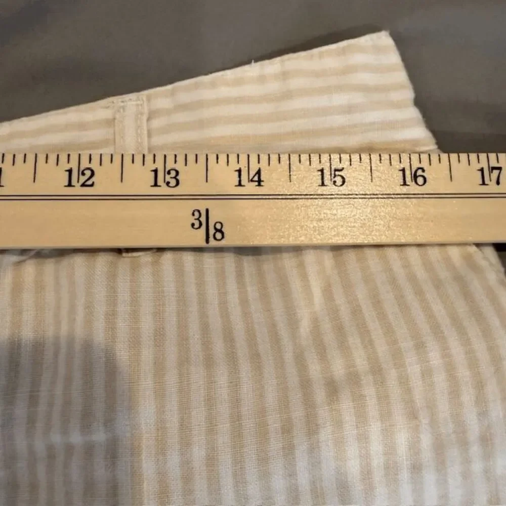 Cynthia Rowley Linen Striped Chino‎ Trouser Shorts Tan White Pockets Size 8